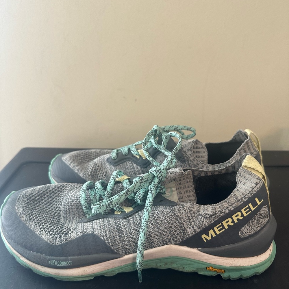 Merrell Womens Mag 9 J066186 Gray Hiking Shoes Sneakers Size 8